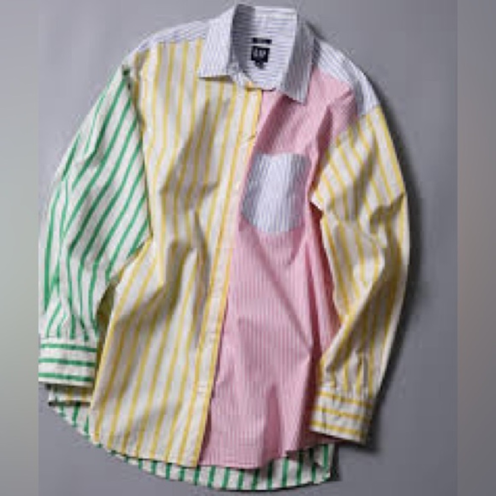 GAP “The Big Shirt” multicolor buttondown XS